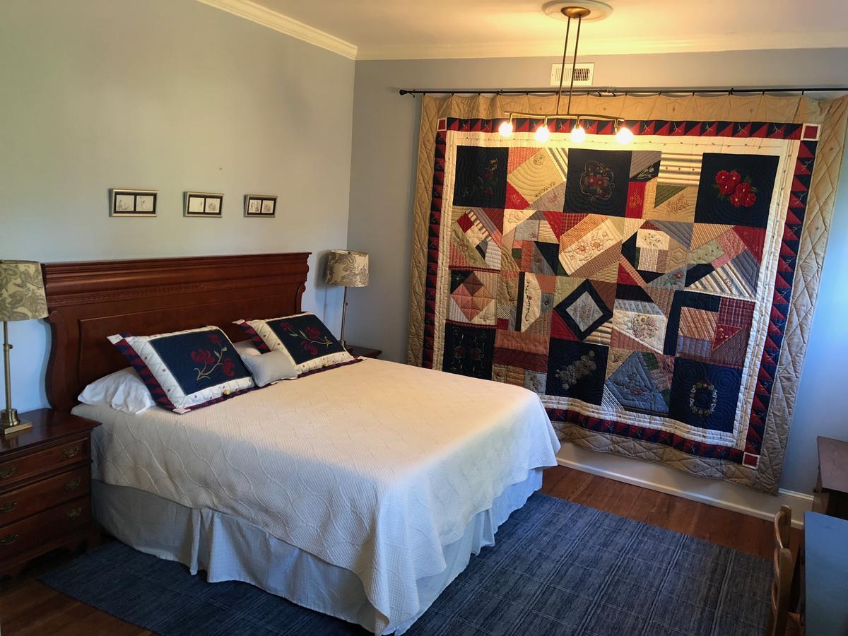 The Elizabethtown Inn Экстерьер фото